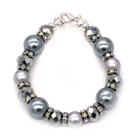 Bracelet with black and gray pearl beads and lobster clasp. - Picture 2 of 2